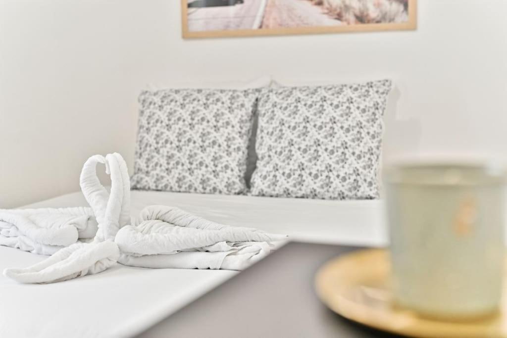 Appartement Proche Canal Saint Martin Paris Exterior foto