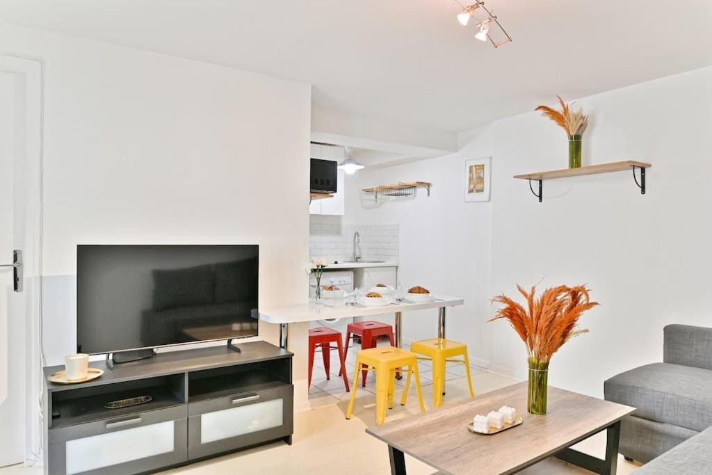 Appartement Proche Canal Saint Martin Paris Exterior foto
